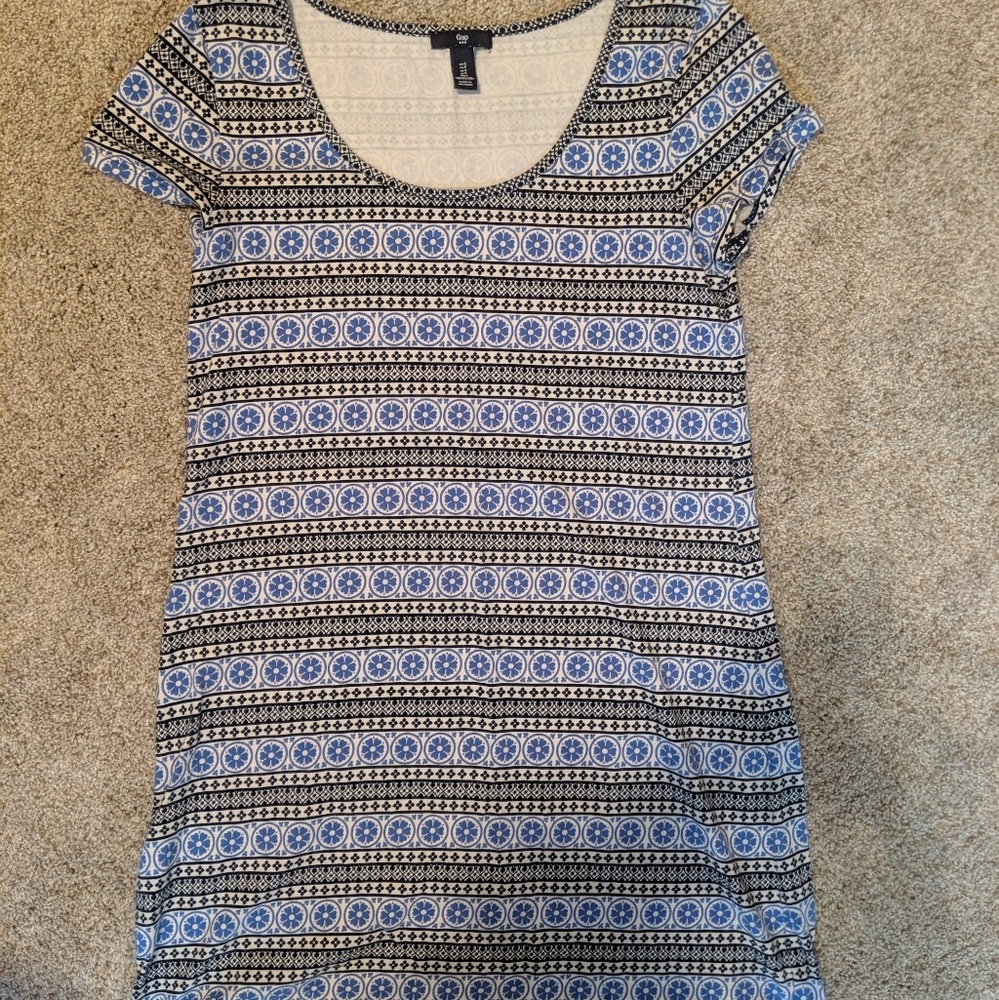 Gap Size Small T-shirt Patterned Dress
